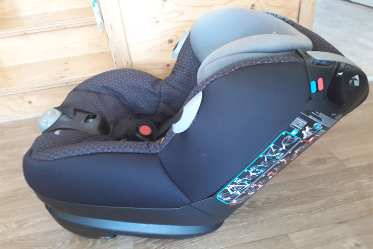 différence siège auto pivotant siège auto classique