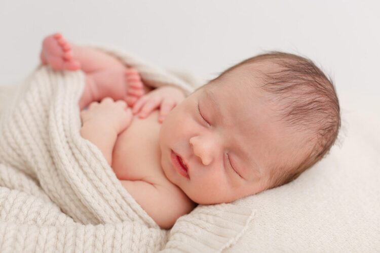 Photographe de naissance : ce que vous devez absolument savoir avant votre séance