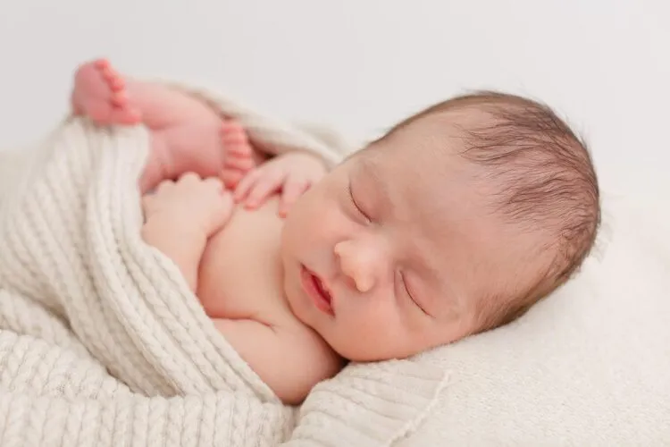 Photographe de naissance : ce que vous devez absolument savoir avant votre séance