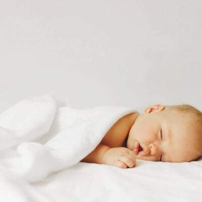 comment-savoir-si-bebe-a-froid-la-nuit.jpg