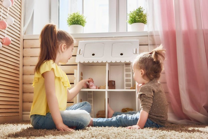 maison poupée pour imagination enfants