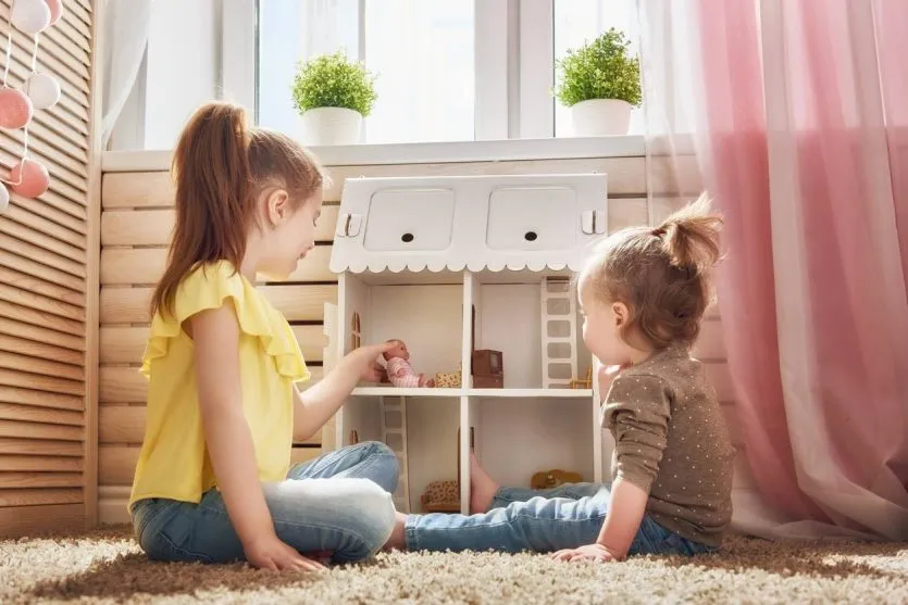 maison poupée pour imagination enfants