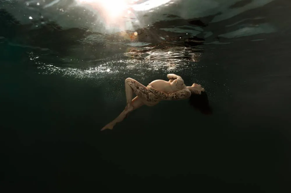 photographie aquatique grossesse eau