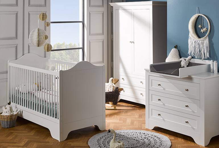 chambre bébé mobilier en bois