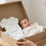 Coffret cadeau naissance : que mettre dedans selon votre budget (20€, 50€, 100€+)
